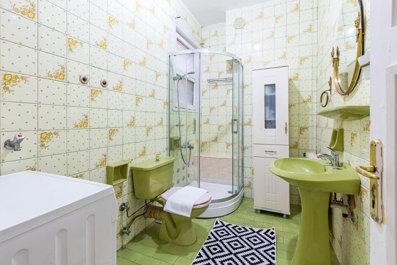 איסטמבול Charming Apartment Surrounded By Vibrant Attractions In Kadikoy מראה חיצוני תמונה